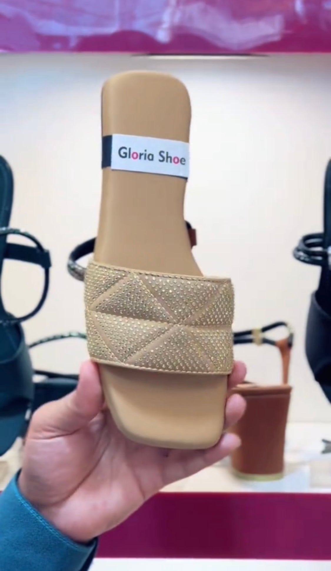 FLAT FOOT WEAR