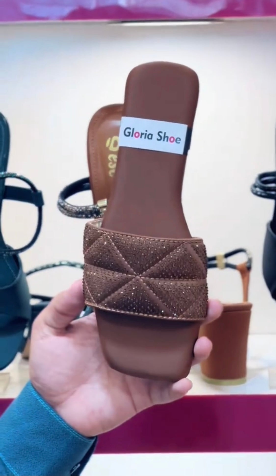FLAT FOOT WEAR