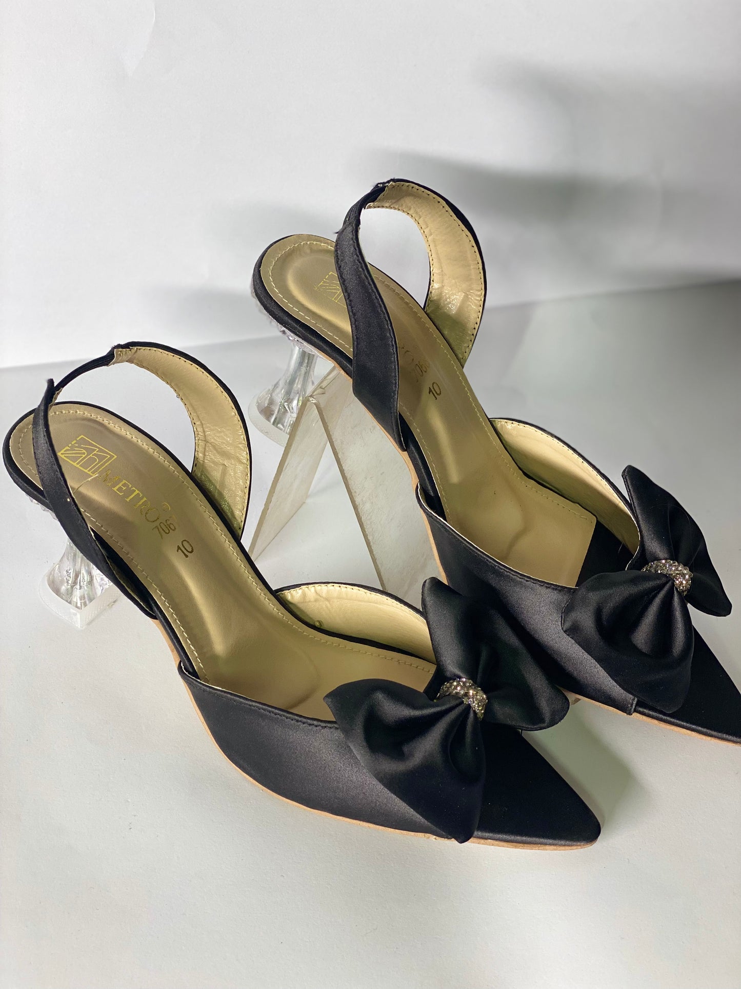LUXURY HEEL
